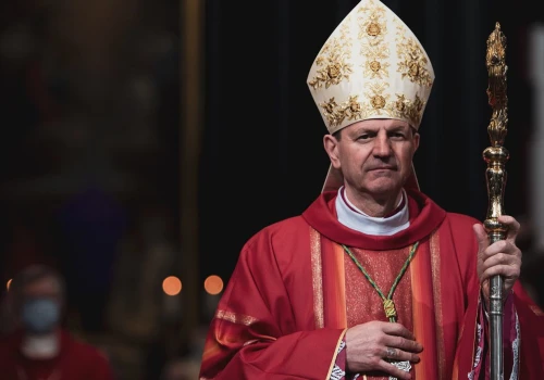 Biskupi o lekcjach religii w szkołach. Apelują do MEN o 