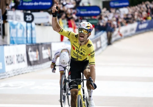 Wout van Aert: „O ściganiu nie mogło być już mowy, droga była pełna gradu”