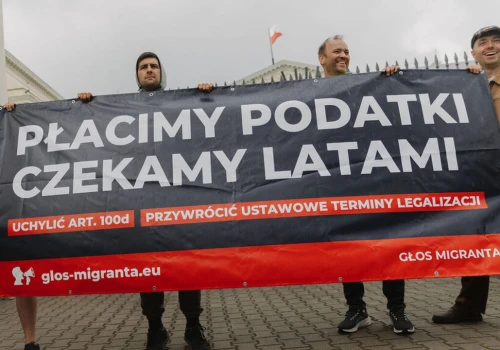 „Płacimy podatki, czekamy latami”. Imigranci domagali się w Warszawie szybszej legalizacji pobytu