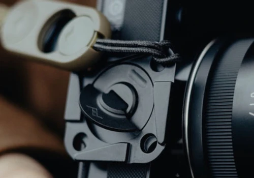 Chcą zagrozić Sony i Canonowi. Nadchodzą dwa modele aparatów