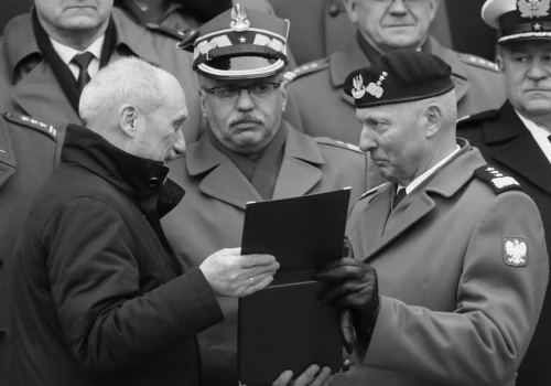 Przez ten konflikt generał Różański odszedł z armii. Zagórski: nie mógł na to pozwolić