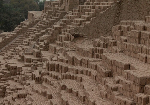 Tajemniczy szkielet u stóp piramidy. Archeolodzy odnaleźli w Peru szczątki sprzed wieków