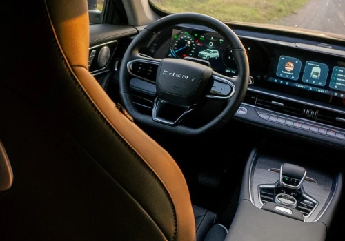 Chery Tiggo 7 HEV zużywa 3,8 l/100 km. Nieźle, ale trzeba lubić gniotki