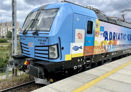 Adriatic Express: Zabrakło wagonu – pasażerowie spali na podłodze