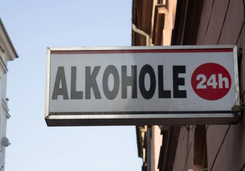 Nowa opłata od alkoholu i papierosów. Akcyza to za mało