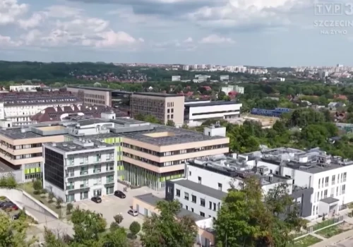 Szpital przy Unii Lubelskiej w Szczecinie ma problemy finansowe. Politycy spierają się o przyczyny