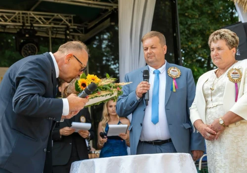Święto plonów w Zwierniku. Gmina Pilzno podziękowała rolnikom za ich pracę