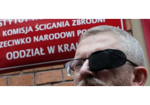 Braun z zarzutami. Za „komory gazowe w Auschwitz to fake”