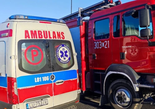 Wypadek na drodze krajowej nr 63. Auta zderzyły się na skrzyżowaniu