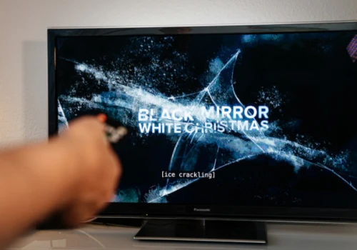 „Czarne lustro” wraca! Netflix szykuje ósmy sezon kultowego serialu