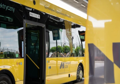 Grupa Polsat Plus rozpoczyna produkcję polskich autobusów elektrycznych