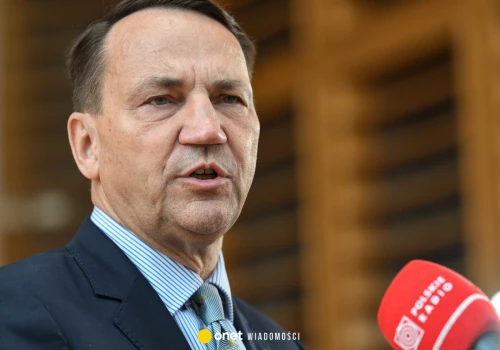 Chcą skłócić Polaków i Czechów. Zdecydowana reakcja Radosława Sikorskiego