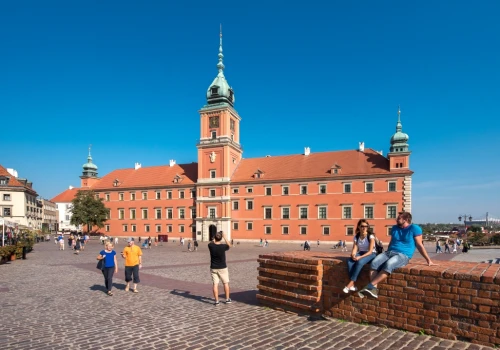 Remont dachu Zamku Królewskiego – prace potrwają do końca 2027 roku