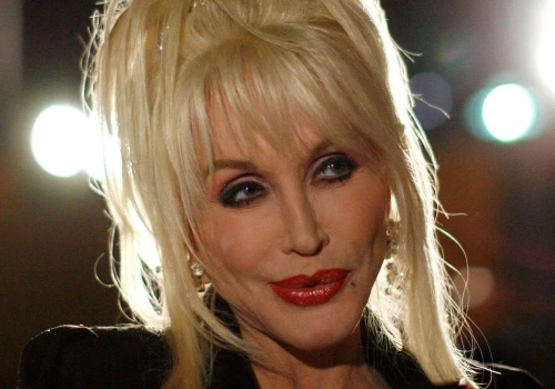 Dolly Parton trafiła przed śmiercią do szpitala. Wiadomo, co jej dolegało