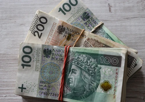 Praca od zaraz na pełny etat. Wszystkiego nauczy pracodawca, a pensja dochodzi do 11 tys. zł