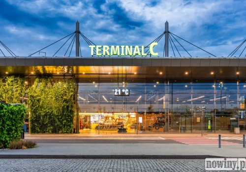Duże zmiany na Katowice Airport. Terminal przylotów będzie o połowę większy