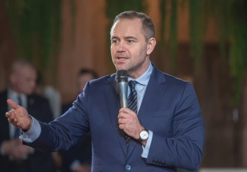 Prawnik ostro o projekcie Nawrockiego. 
