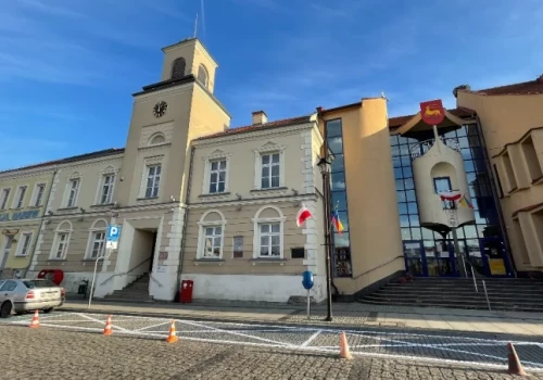 Gorący koniec wakacji w łomżyńskim Ratuszu. Radni decydują o Planie Ogólnym, budżecie i skargach na urzędników