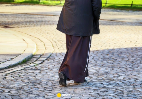 Pijany ksiądz wjechał w auto 25-latki i uciekł. Kuria zabiera głos