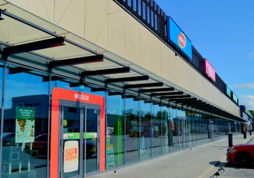 Nowy park handlowy rośnie w oczach. Są już Lidl, Sinsay i Action, dojdą Leroy Merlin i BMW