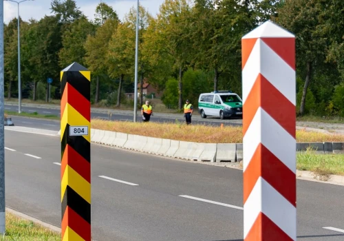 Niemcy przedłużają kontrole na granicy z Polską. Tych przejść unikaj