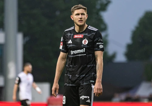 Młody talent za Piaseckiego. Za ile ŁKS kupił nowego napastnika?