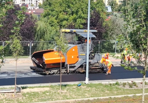 Asfaltują Jancarza, a kierowcy nadal czekają. Mieszkańcy zaskoczeni zmianą terminu