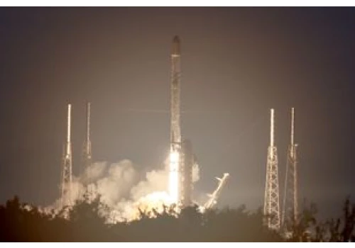 SpaceX zmniejsza liczbę startów na Florydzie. Coraz więcej misji z Kalifornii