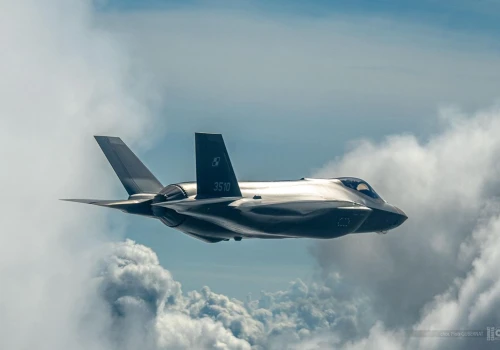 Pięć kolejnych myśliwców F-35 w drodze do Polski. Zakup samolotów do tankowania Airbus A330 MRTT
