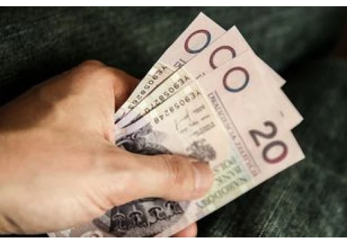 Mając 65 lat przeszedł na emeryturę. Nie płacił składek. Tyle dostaje
