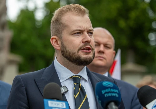 Afera Zondacrypto. Wewnętrzny konflikt w PiS. Poseł Moskal pod ostrzałem