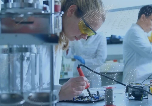 Polski fundusz wchodzi do gry o bezpieczeństwo NATO. 280 mln dolarów na odbudowę produkcji materiałów dla elektroniki