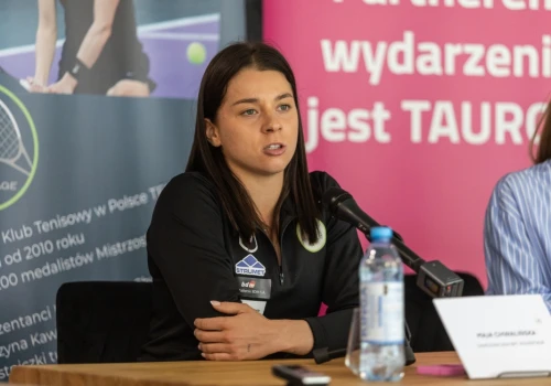 Niespodziewana porażka Chwalińskiej. Wyszedł jej tylko pierwszy set