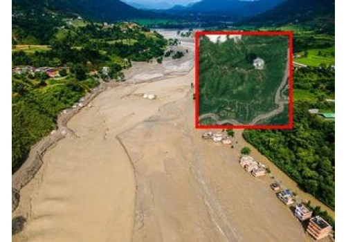 Ujawnili zdjęcia satelitarne z Nepalu. Mogą wskazać przyczynę tragedii
