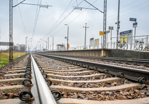 Chcą dokończyć linię kolejową, której nie zdążono zbudować przed wojną. Są trzy warianty