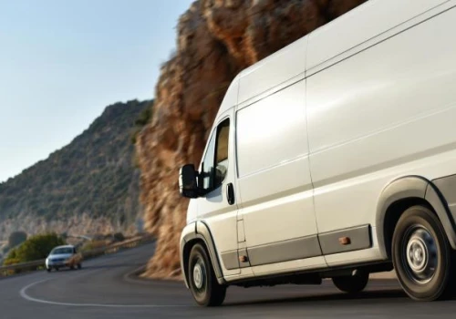 Ford Transit i Transit Custom 2.0 EcoBlue – wady, zalety, awaryjność i alternatywy. Poradnik kupującego