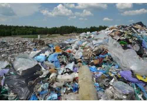 Rezygnują z otwierania okien. Walczą z odorem. 