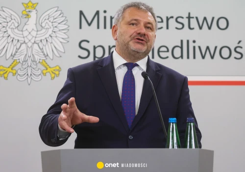 Waldemar Żurek komentuje decyzję sądu w sprawie Marcina Romanowskiego. 