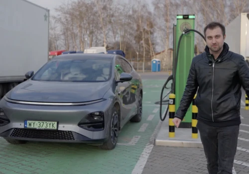 Chińczycy zrobili alternatywę dla Tesli Model Y. Xpeng G6 ma tylko jedną wadę
