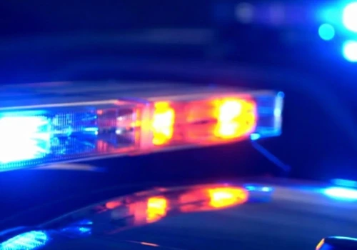 Strzały ostrzegawcze, gaz i paralizator w Zielonce. Duża akcja policji po zgłoszeniu o narkotykach
