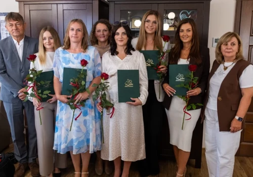Sześć nauczycielek z wyższym stopniem. Uroczyste ślubowanie u wójta