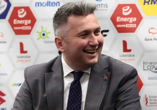 Piesiewicza dobija także były PiS-owski minister. 
