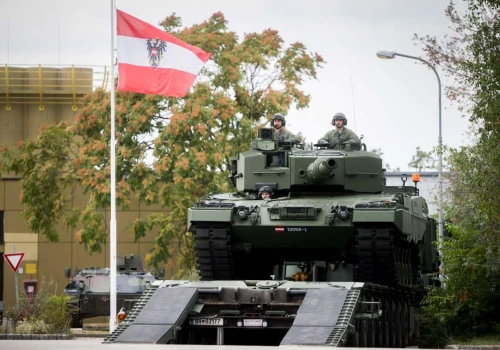 Austria odbiera zmodernizowane Leopardy 2A4NV i Ulany