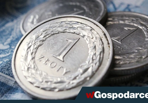 Złoty zbiera ciężkie ciosy