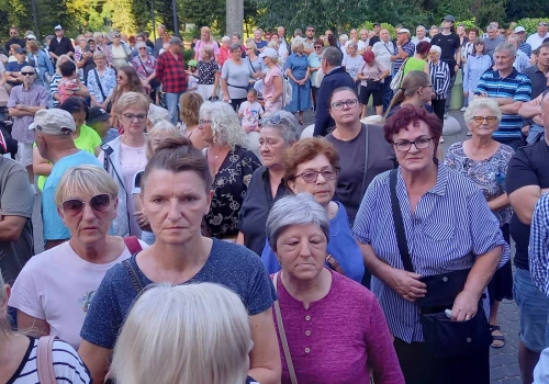 Marsz milczenia w obronie szpitala w Miastku