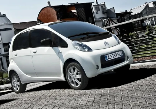 Po tanie auta elektryczne jedź na zachód. 3 tys. euro wystarczą