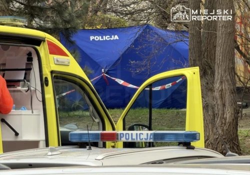 Tragedia na Bródnie. Kobieta wypadła z 10. piętra. Zginęła na miejscu