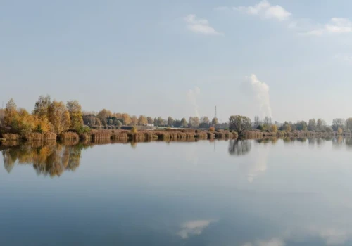 Tanie i piękne kąpielisko na styku trzech miast. Wystarczy mieć 10 zł