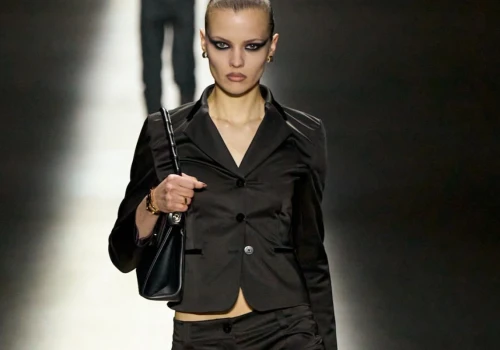 Nosiły je Kate Moss i Carolyn Bessette-Kennedy. Te trendy z lat 90. będą rządzić jesienią 2026
