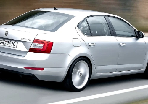 Używany Golf albo Audi A4? Ta Skoda bije je na głowę